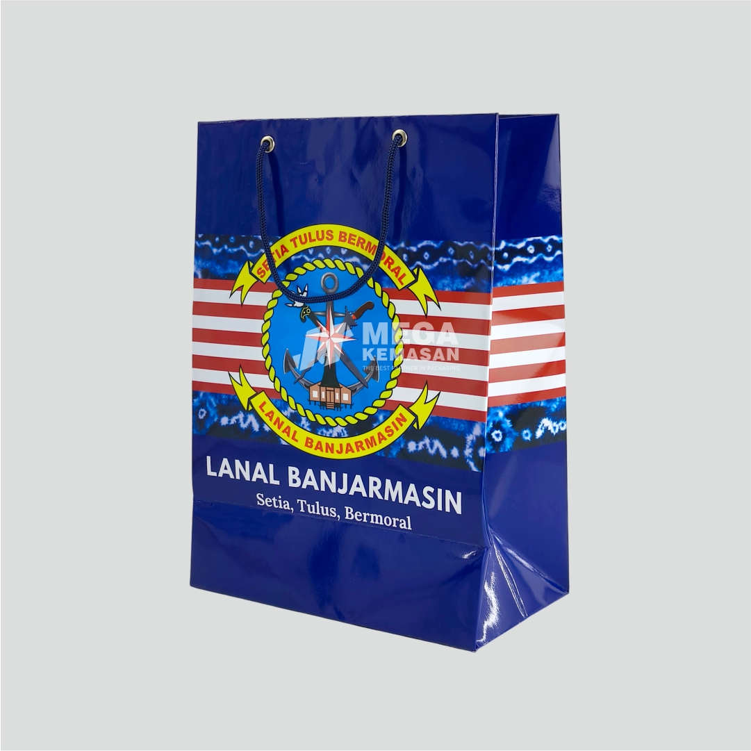mega_kemasan_paperbag ivory 24,5x13x32,5 lanal banjarmasin setia, tulus, bermoral